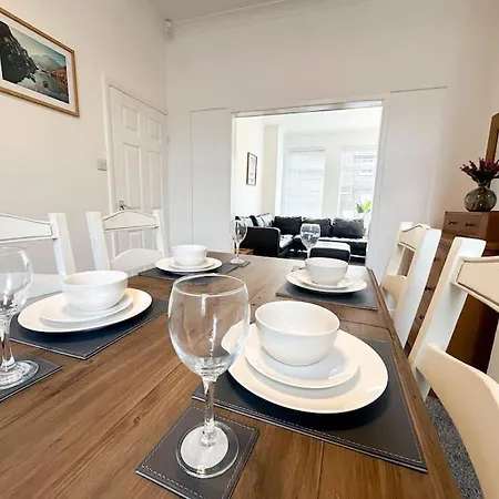 Addison Place By Blue Skies Middlesbrough